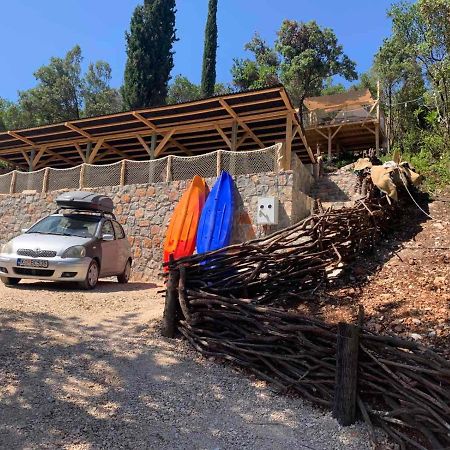 Bigova Glamping Hotell Kotor Eksteriør bilde
