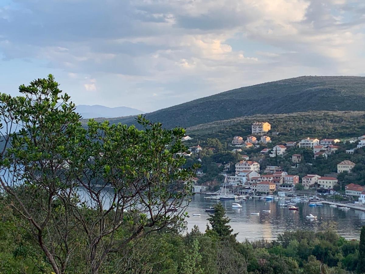 Bigova Glamping Hotell Kotor Eksteriør bilde