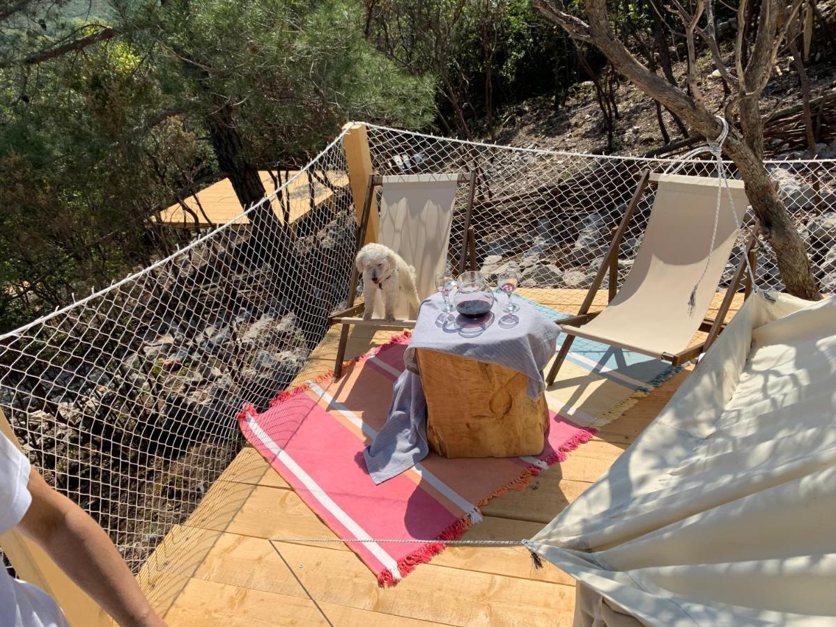 Bigova Glamping Hotell Kotor Eksteriør bilde