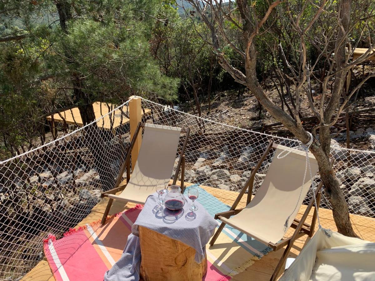 Bigova Glamping Hotell Kotor Eksteriør bilde