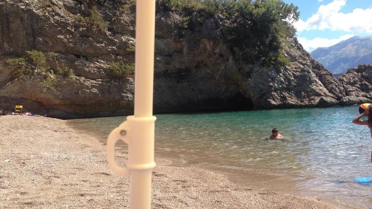 Bigova Glamping Hotell Kotor Eksteriør bilde