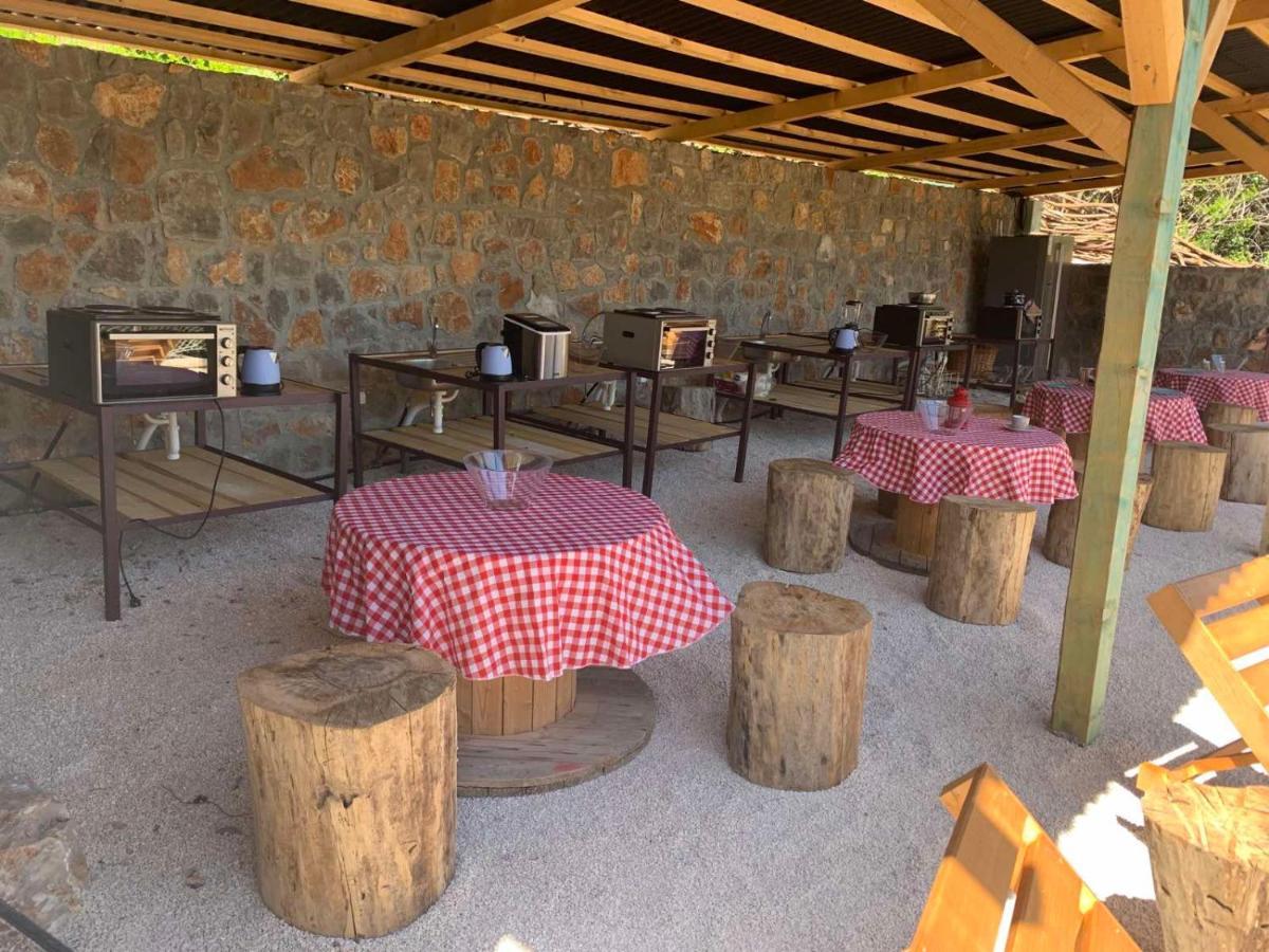 Bigova Glamping Hotell Kotor Eksteriør bilde