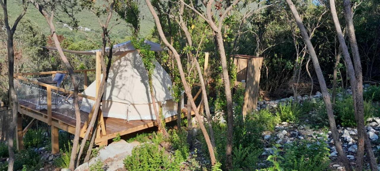 Bigova Glamping Hotell Kotor Eksteriør bilde