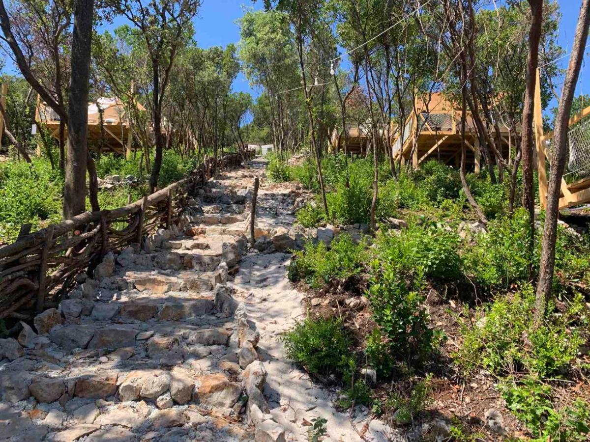 Bigova Glamping Hotell Kotor Eksteriør bilde