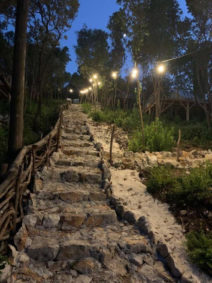 Bigova Glamping Hotell Kotor Eksteriør bilde