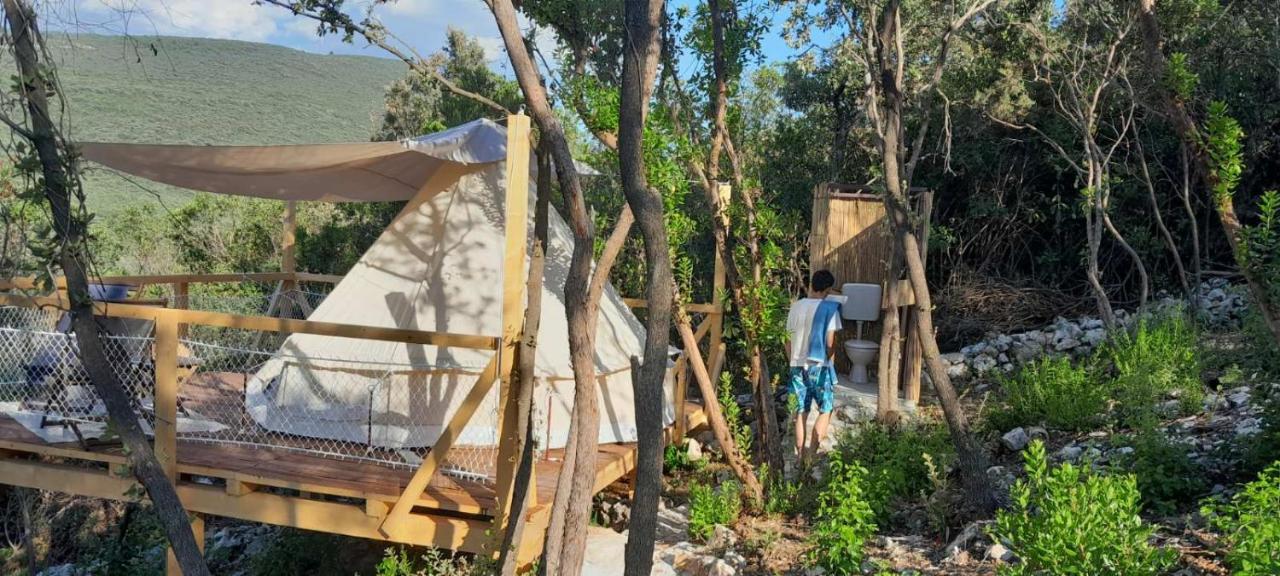 Bigova Glamping Hotell Kotor Eksteriør bilde