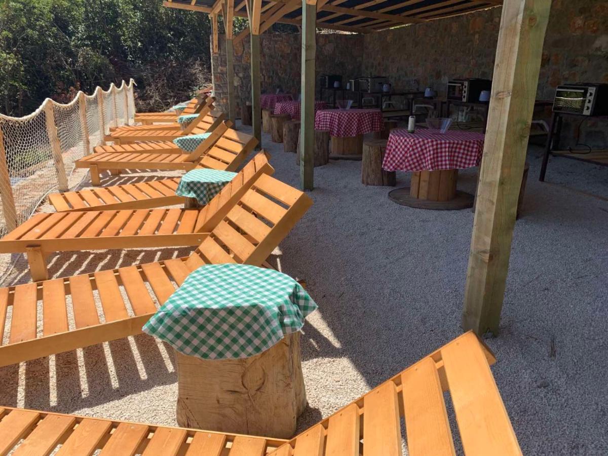 Bigova Glamping Hotell Kotor Eksteriør bilde